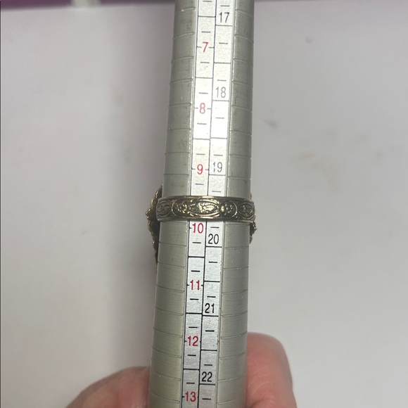 Elegant Purple Stone Antique Ring - Picture 9 of 11